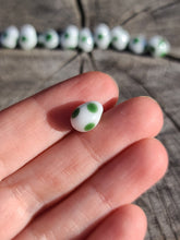 Load image into Gallery viewer, Spotted Egg pearl - yoshi egg