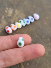 Load image into Gallery viewer, Spotted Egg pearl - yoshi egg