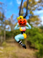 Load image into Gallery viewer, UV Pumpkin Queen pendant