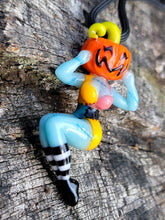 Load image into Gallery viewer, UV Pumpkin Queen pendant