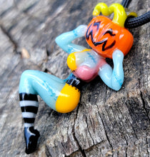 Load image into Gallery viewer, UV Pumpkin Queen pendant