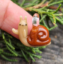 Load image into Gallery viewer, Adventure Time snail pendant (aka Lich snail)