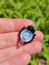 Load image into Gallery viewer, UV Spider pendant