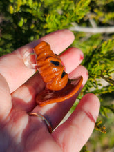 Load image into Gallery viewer, Sorting Hat J tip pendant