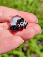 Load image into Gallery viewer, UV Spider pendant