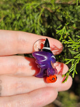 Load image into Gallery viewer, Halloween Haunter pendant