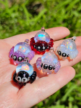 Load image into Gallery viewer, UV Spider pendant