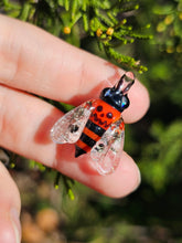 Load image into Gallery viewer, UV Halloween Bee pendant