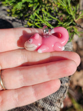 Load image into Gallery viewer, Slowpoke pendant