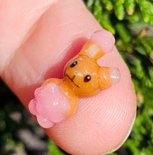 Load image into Gallery viewer, Shiny Buneary pearl