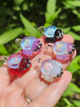 Load image into Gallery viewer, UV Spider pendant