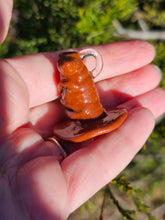 Load image into Gallery viewer, Sorting Hat J tip pendant