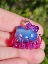 Load image into Gallery viewer, Octopus HK pendant