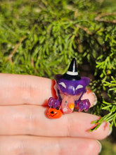 Load image into Gallery viewer, Halloween Haunter pendant