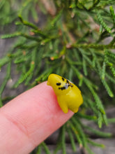 Load image into Gallery viewer, Oogie Boogie pearl