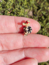 Load image into Gallery viewer, Krokorok pearl