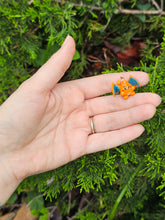 Load image into Gallery viewer, Charizard Kirby pendant