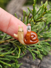 Load image into Gallery viewer, Adventure Time snail pendant (aka Lich snail)
