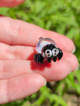 Load image into Gallery viewer, UV Spider pendant