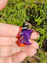 Load image into Gallery viewer, Halloween Haunter pendant