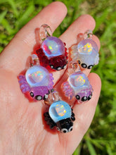 Load image into Gallery viewer, UV Spider pendant