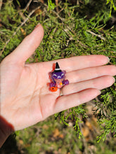 Load image into Gallery viewer, Halloween Haunter pendant