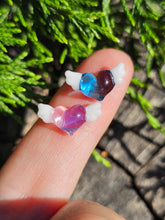 Load image into Gallery viewer, Winged Heart pearl