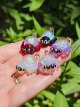 Load image into Gallery viewer, UV Spider pendant