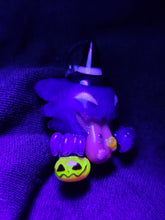 Load image into Gallery viewer, Halloween Haunter pendant