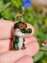 Load image into Gallery viewer, Alligator pendant