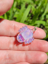 Load image into Gallery viewer, UV Spider pendant
