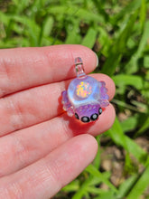 Load image into Gallery viewer, UV Spider pendant