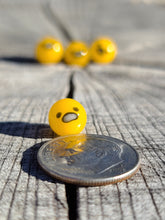 Load image into Gallery viewer, Gudetama Egg pearl