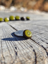 Load image into Gallery viewer, Kiwi pearl