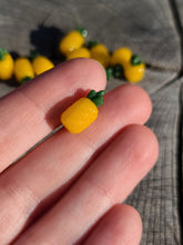 Load image into Gallery viewer, Pineapple pearl