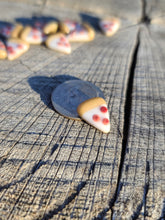 Load image into Gallery viewer, Pepperoni Pizza slice pearl