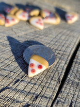 Load image into Gallery viewer, Pepperoni Pizza slice pearl