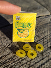 Load image into Gallery viewer, Funyuns pearl set