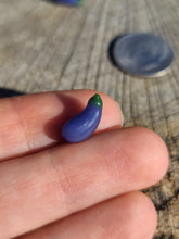 Load image into Gallery viewer, Eggplant pearl