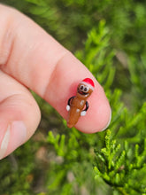 Load image into Gallery viewer, Mr. Hankey pearl
