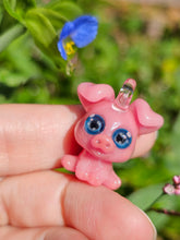 Load image into Gallery viewer, Piglet pendant
