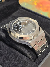 Load image into Gallery viewer, ELBO watch - 3 styles
