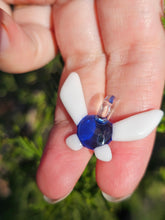 Load image into Gallery viewer, Navi pendant
