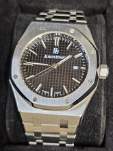 Load image into Gallery viewer, ELBO watch - 3 styles
