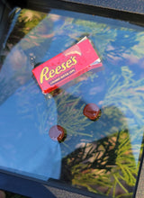 Load image into Gallery viewer, Reese&#39;s Cups pearls
